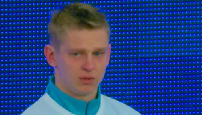 Momen Haru di Laga Everton vs Man City, Zinchenko Teteskan Air Mata Lihat Dukungan untuk Ukraina