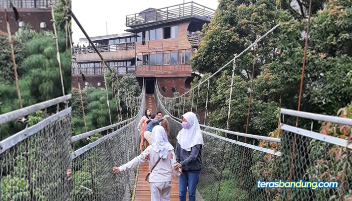 Wisatawan Liburan Sekolah Melonjak, Disbudpar Kota Bandung Imbau Tempat Wisata dan Pengunjung Taat Prokes 