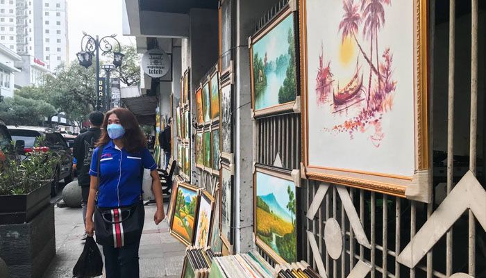 Yuk Berkenalan dengan Rumah Seni Ropih, Si Pelopor Penjual Lukisan di Jalan Braga