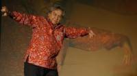 Maestro Jaipong Asal Bandung Gugum Gumbira Mendapat Anugerah Tanda Kehormatan RI