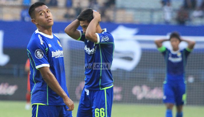 Liga 1: Persib Tak Berkutik Dibobol 5 Gol di Kandang PSM, Luis Milla Mendadak Menghilang, Ini Dia Alasannya