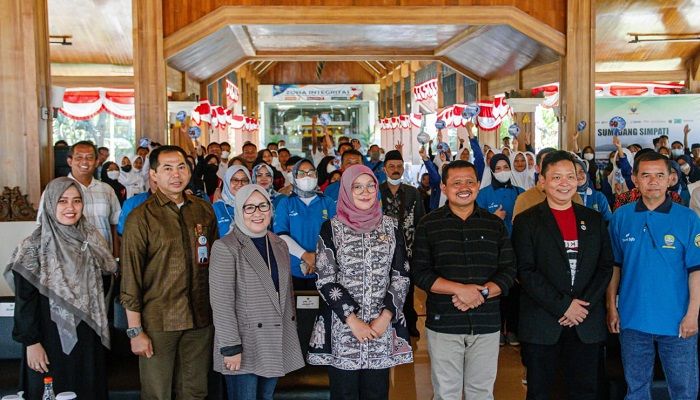 Gandeng Pemkab Sumedang, Bank Bjb Tanamkan Budaya Menabung Sejak Dini