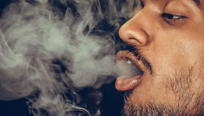 Cara Menjaga Kesehatan Mulut Untuk Perokok Agar Tetap Sehat