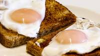 Ternyata Telur Setengah Matang Punya Banyak Manfaat Luar Biasa Bagi Kesehatan, Cek Yuk!