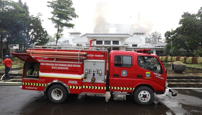 Diskar PB Selesaikan Tugas, Gedung Bappelitbang yang Terbakar Dipasang Police Line 