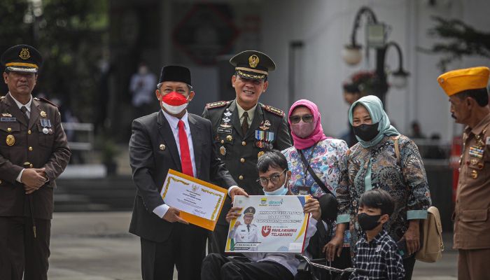 Memperingati Hari Pahlawan, Yana Mulyana: Kota Bandung Butuhkan Pahlawan-pahlawan Baru 