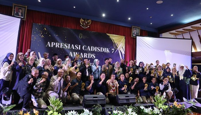 Cadisdik Jabar VII Awards 2022, Apresiasi Guru Hingga Siswa di Kota Bandung dan Cimahi 