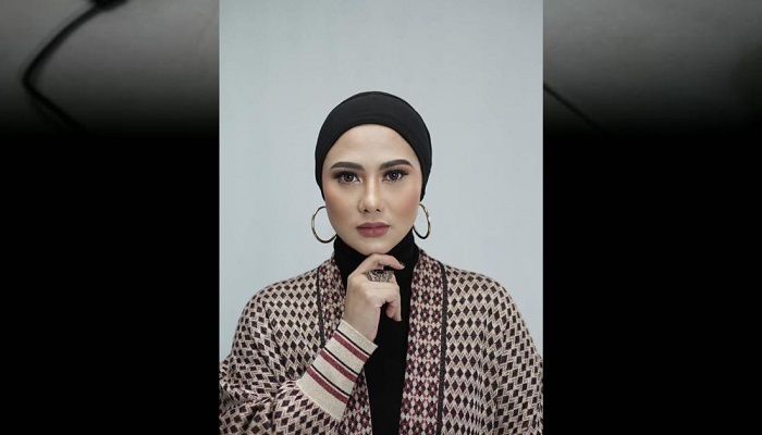 Solois Iema Rilis Single Anyar 'Membenci Dalam Cinta' Besutan Fery Hudaya