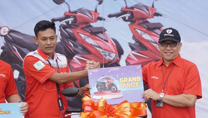 Telkom Jabar Serahkan Hadiah kepada Pemenang Reward Digital Channel di Sukabumi