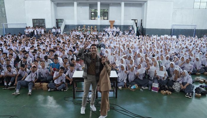 WeTV Kenalkan Ekosistem Digital ke 1.000 Pelajar Bandung Bersama Salshabilla Adirani dan Ibrahim Risyad