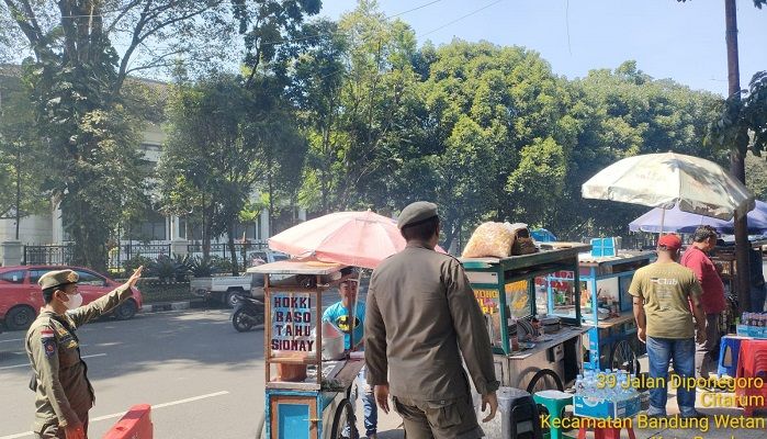 Satgas Trotoar Segera Bergerak Tertibkan Parkir Liar di Kota Bandung