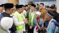 374 Jemaah Calon Haji Kloter Pertama Asal Majalengka Terbang dari Bandara Kertajati 