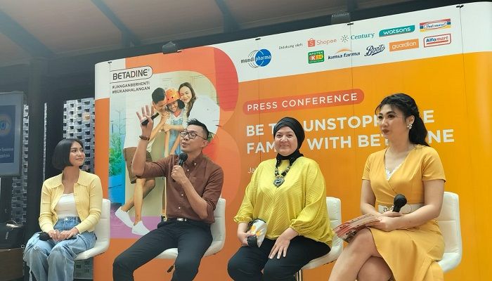 Ajak Keluarga Indonesia Lebih Aktif, Betadine Luncurkan Kampanye The Unstoppable Family