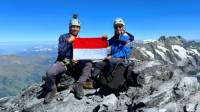 Pendaki Indonesia Capai Puncak Gunung Eiger 3.967 Mdpl di Tengah Cuaca Ekstrem