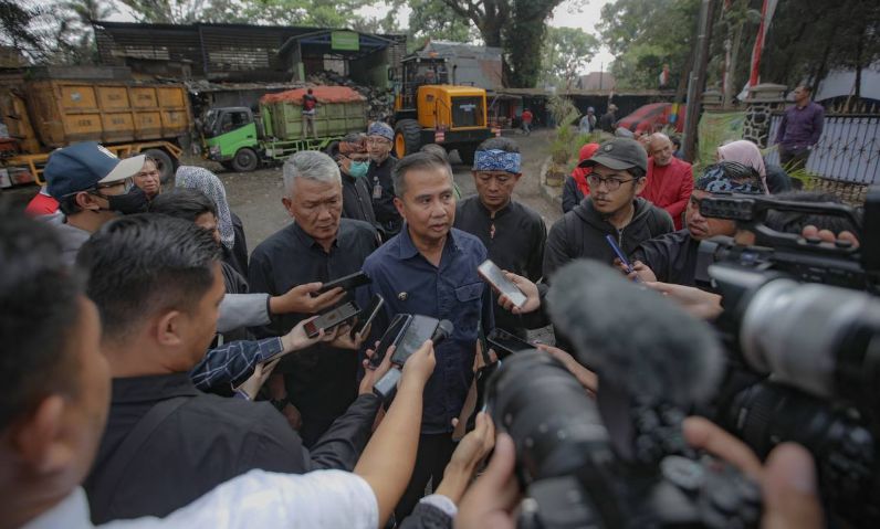 Kata Pj Gubernur Jabar Soal Masalah Sampah di Kota Bandung