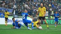 Persib All Stars Kalah Telah dari Dortmund Legends, Bojan Hodak Puji Aksi I Made Wirawan