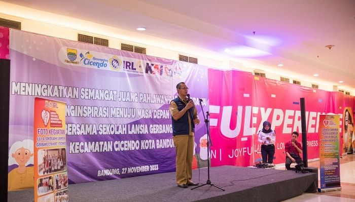 Kolaborasi dengan PT KAI, Kecamatan Cicendo Kota Bandung Hadirkan Sekolah Lansia