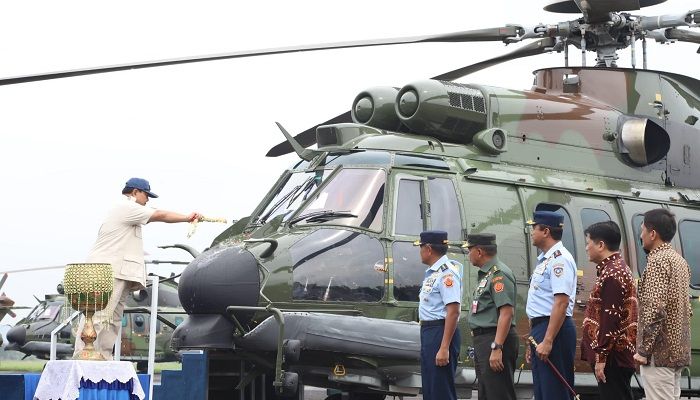 PTDI Serahkan 8 Unit Helikopter H225M ke Kementerian Pertahanan untuk TNI AU
