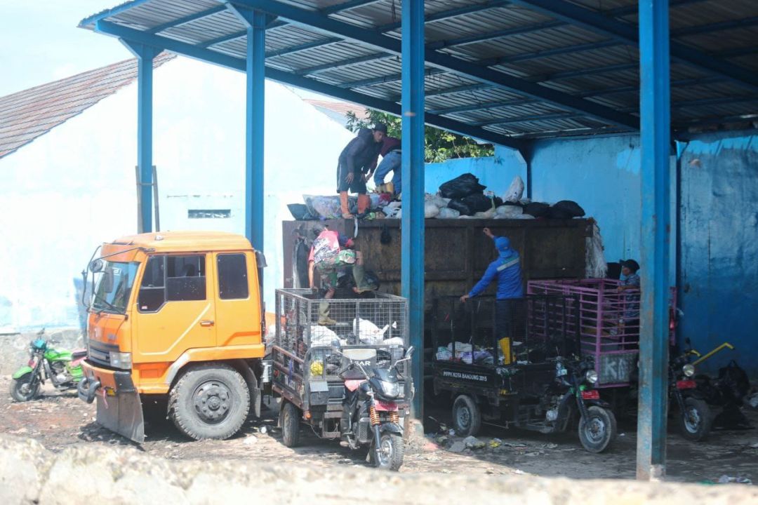 Pengelolaan Sampah di Kota Bandung Selama Libur Idulfitri 1445 H Terkendali