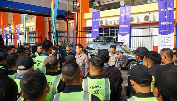 1.530 Personel Gabungan Siap Amankan Laga Persib vs Borneo FC