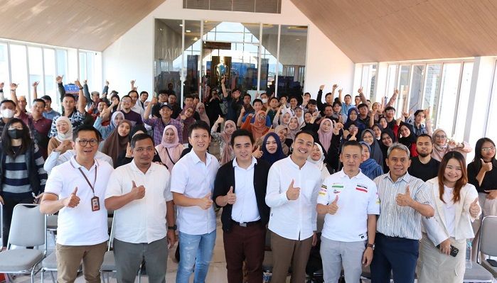 JNE dan Shopee Gelar Gollaborasi 2024, Asah Kreativitas 100 UKM Kota Bandung