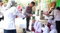 Polresta Bandung Kenalkan Program Makan Gratis di SDN Citalaksana Kecamatan Cangkuang