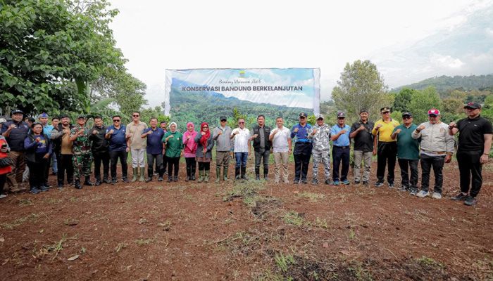 Bandung Menanam Jilid 6 Tanam 31.000 Pohon untuk Konservasi Berkelanjutan