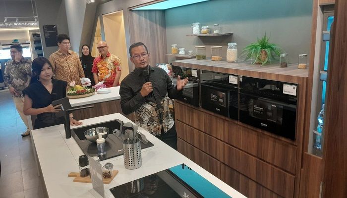 Modena Hadirkan Home Center Kota Baru Parahyangan Sekaligus Service Center di Bandung