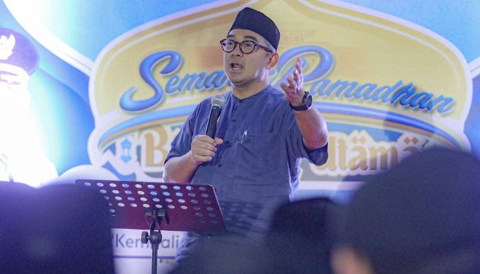 Ajak Warga Semakin Cerdas Bermedia Sosial, Wali Kota Bandung Singgung Soal Kritik