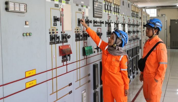 Peran Srikandi PLN UPT Bandung Jaga Keandalan Pasokan Listrik di Momen Hari Buruh, Begini Kiprahnya