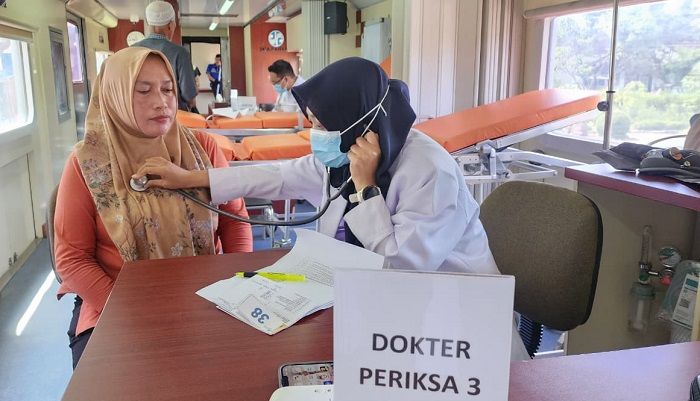 Sambut HUT ke-80 KAI, Daop 2 Bandung Hadirkan Rail Clinic di Stasiun Manonjaya