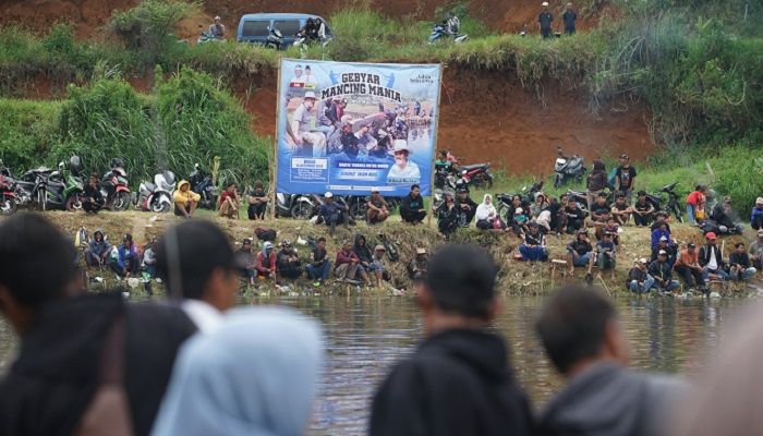 Legenda Persib Reuni di Rumah Umuh Muchtar: Nostalgia, Tawa, dan Rindu Lama