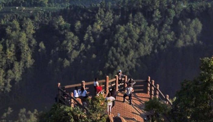 7 Destinasi Liburan Sekolah & Tahun Baru 2026 Paling Seru di Bandung