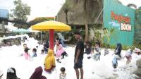 Seru untuk Semua Usia! Panghegar Waterboom Hadirkan Liburan Air di Bandung