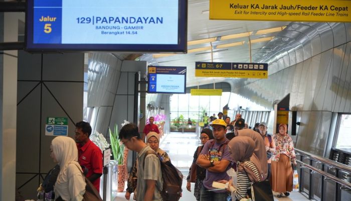 Penjualan Tiket KA Lebaran dari Daop 2 Bandung Capai 167 Ribu,  Ketersediaan Masih Banyak