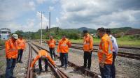 KAI Daop 2 Bandung Periksa Lintas, Pastikan Keselamatan Perjalanan dan Pelayanan Terjamin dengan Baik