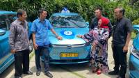 Bluebird Hadirkan Taksi Listrik Pertama di Bandung, Dorong Mobilitas Jelang Ramadan dan Lebaran