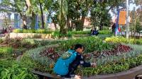 Ramai Pengunjung Libur Idulfitri, Taman Kota Bandung Tetap Bersih