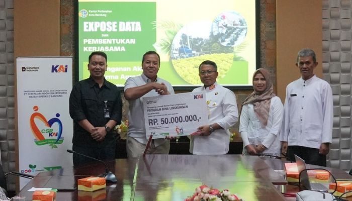 KAI Daop 2 Bandung Salurkan TJSL Lebih dari Rp1,1 Miliar di 2025