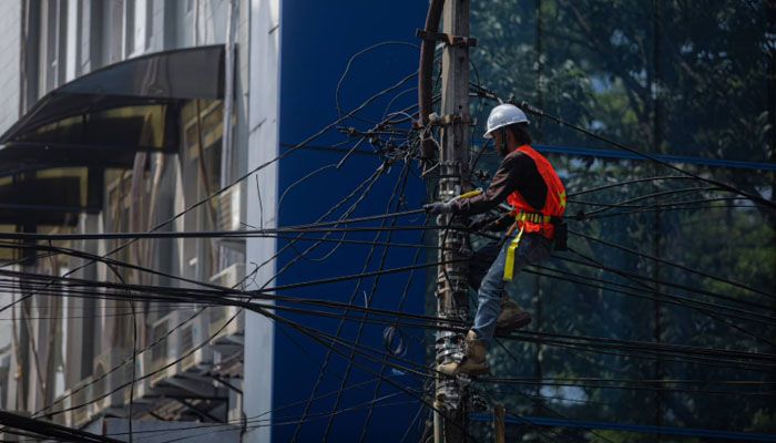 Penataan Kabel Udara di Bandung Berlanjut, Pemkot Pastikan Layanan Publik dan Internet Tetap Aman