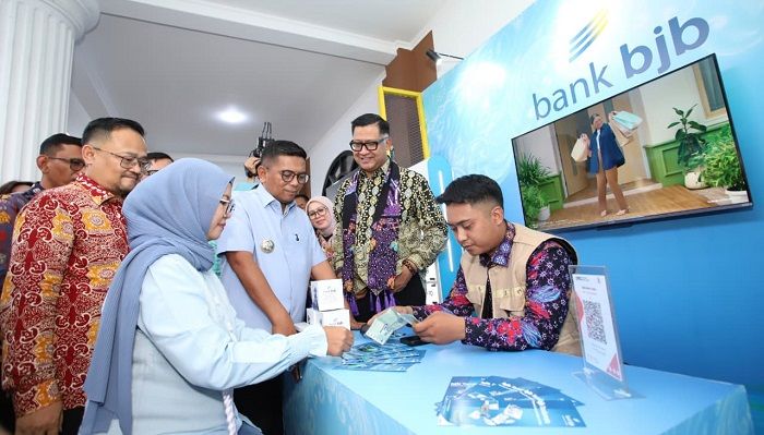 Perkuat Digitalisasi Layanan Publik, bank bjb Bersama Tim Pembina Samsat Resmikan Agen Samsat Banten