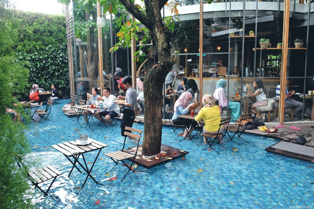10 Tempat Cozy Buat Malam Mingguan di Bandung, View Cantik dan Cocok Buat Nongkrong