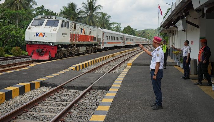 Semester I 2026, Ketepatan Waktu Keberangkatan KA Penumpang Daop 2 Bandung Capai 99,85 Persen