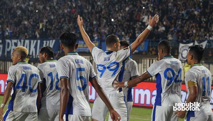 Mau Nobar Persib vs Persija? Ini Rekomendasi Lokasi Nobar di Bandung untuk Semifinal Piala Presiden 2026