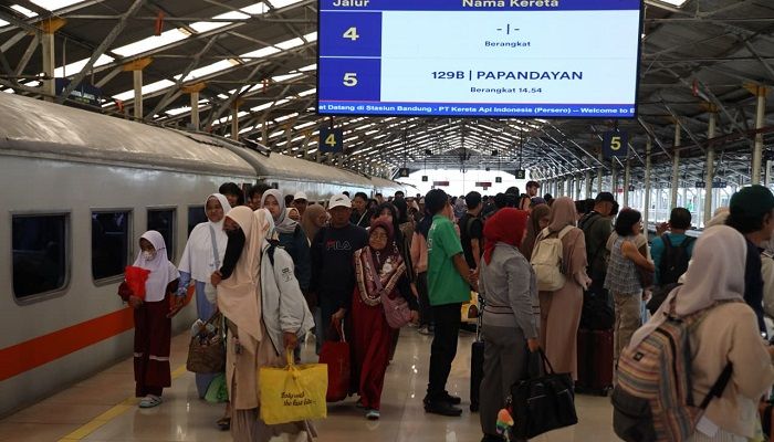 PT KAI Daop 2 Ajak Warga Nikmati Perjalanan Merdeka Dengan Diskon Istimewa