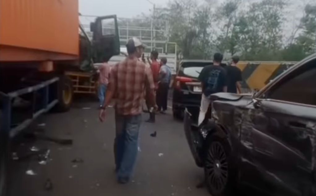Kecelakaan Beruntun Tol Cipularang KM 92 Arah Jakarta, Lebih dari 10 Kendaraan Terlibat