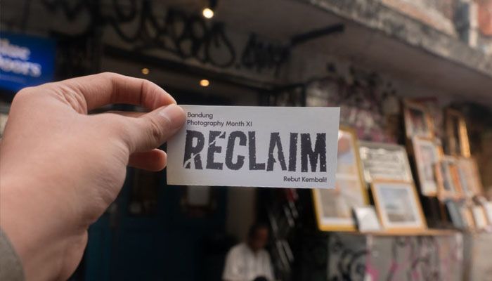 Bukan di Galeri, Bandung Photography Month 11 Ubah Ruang Publik Jadi Panggung Seni