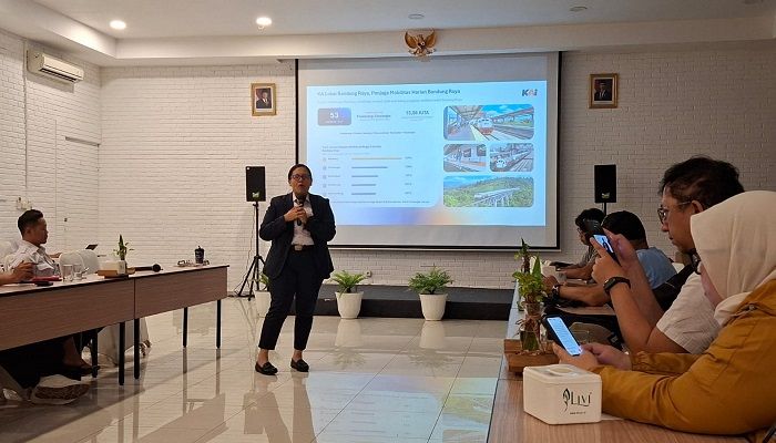 Aktivitas Penumpang Kereta di Stasiun Bandung Meningkat 12,26 Persen Capai 2,6 Juta Penumpang